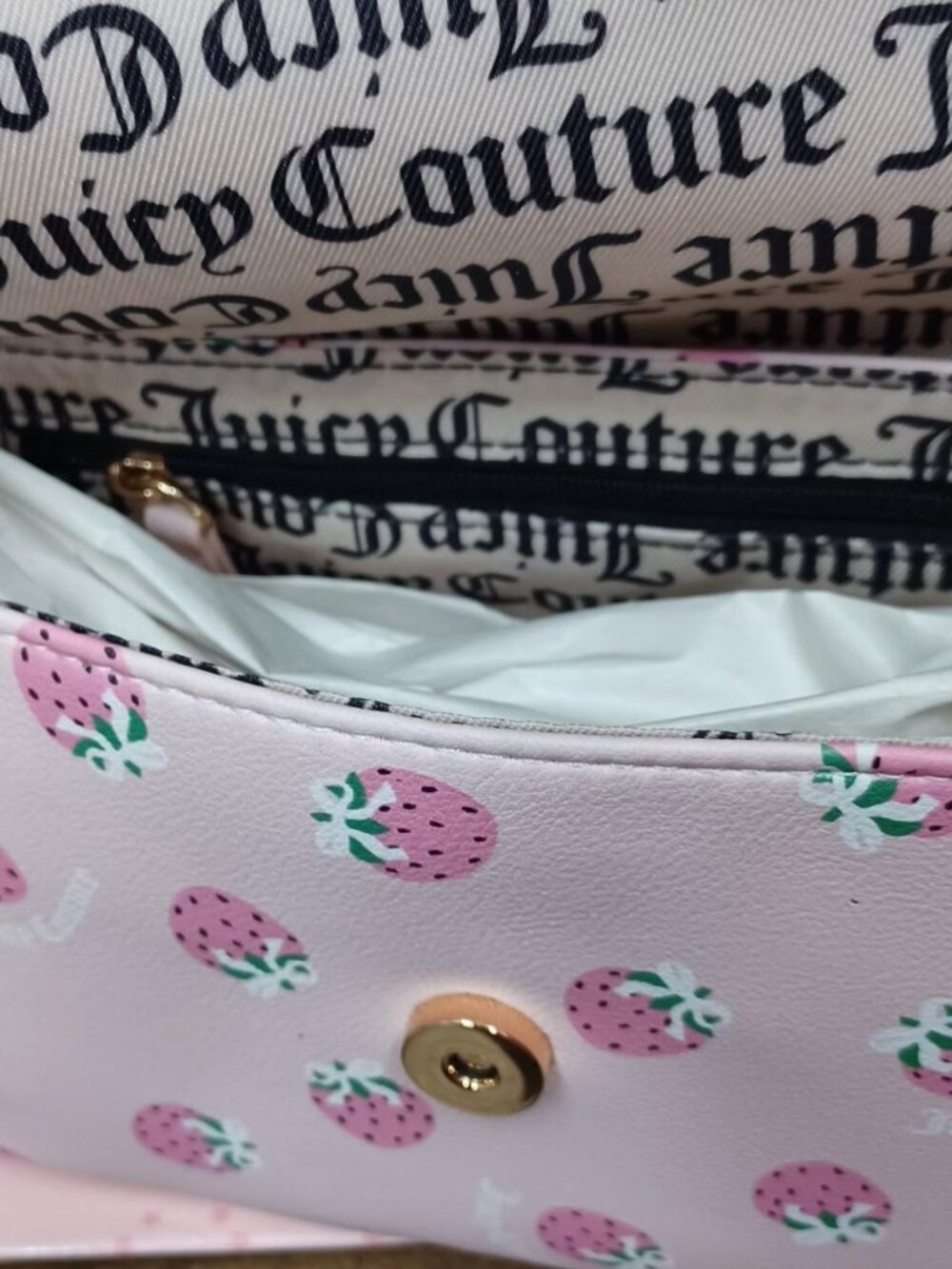 Juicy Couture Strawberry Mini Shoulder Bag Set w/ Heart Coin Purse - Picture 3 of 3